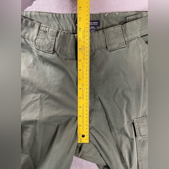 511 Tactical Pants Mens Large Green Cargo Utility About 36x30 Hole In One Pocket - Picture 8 of 16